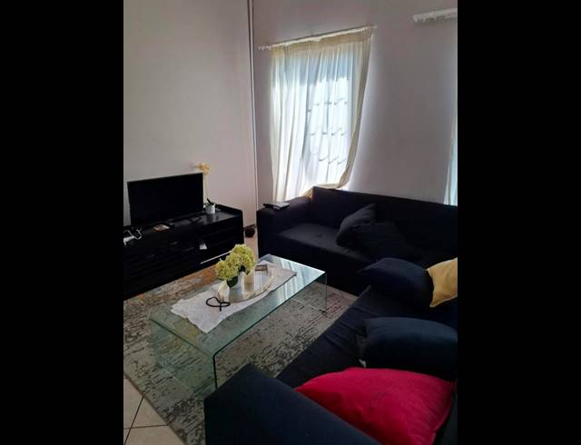 2 BEDROOM PROPERTY TO RENT IN MOOIKLOOF RIDGE ESTATE